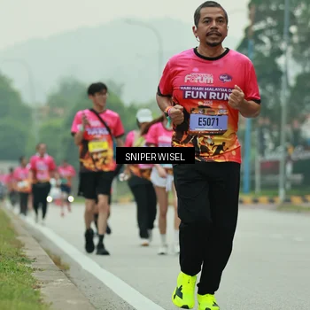 Runner Photo 7046795