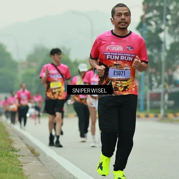 Runner Photo 7046796