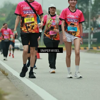Runner Photo 7046800