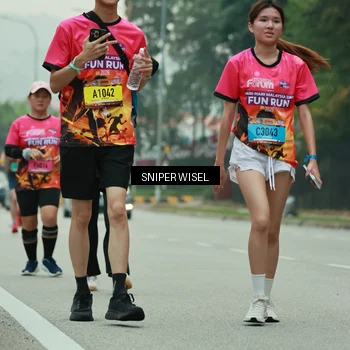 Runner Photo 7046812