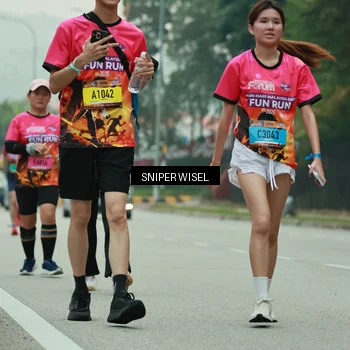 Runner Photo 7046817