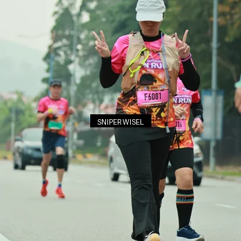 Runner Photo 7046819