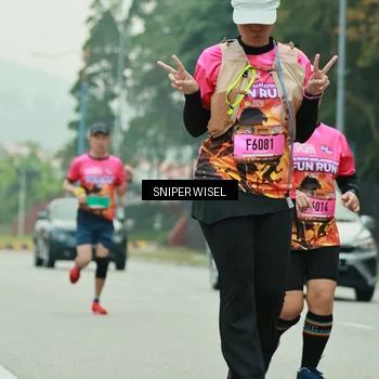 Runner Photo 7046826