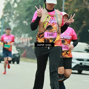 Runner Photo 7046831