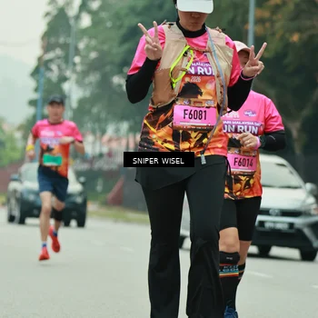 Runner Photo 7046839