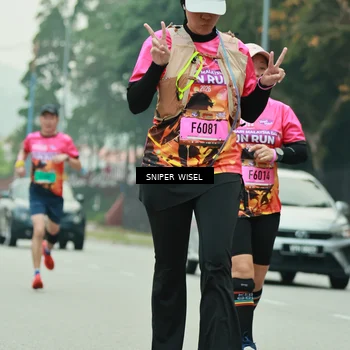 Runner Photo 7046840