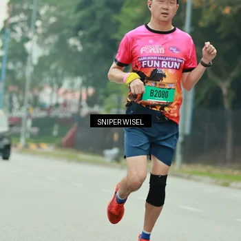 Runner Photo 7046845