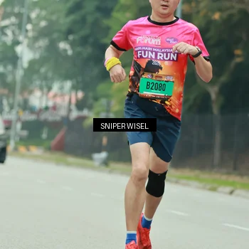 Runner Photo 7046852