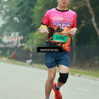 Runner Photo 7046859