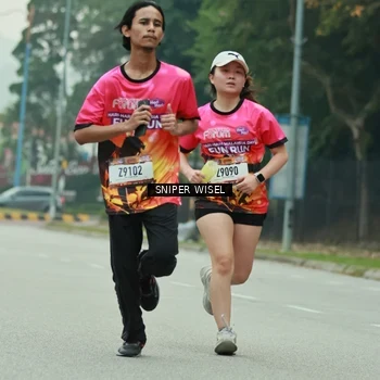 Runner Photo 7046884