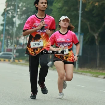 Runner Photo 7046888