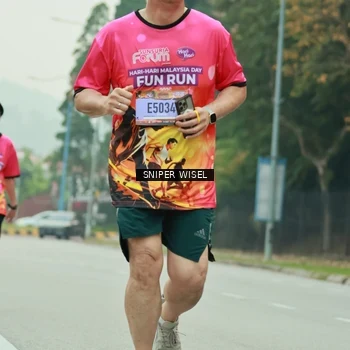 Runner Photo 7046907