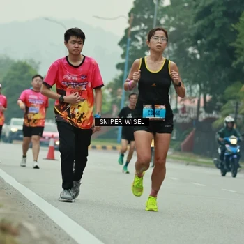Runner Photo 7046921