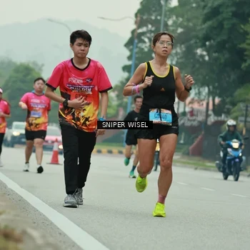 Runner Photo 7046923