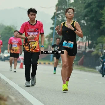 Runner Photo 7046924