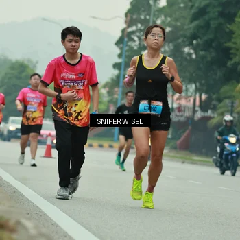 Runner Photo 7046929