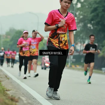 Runner Photo 7046938