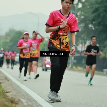 Runner Photo 7046939