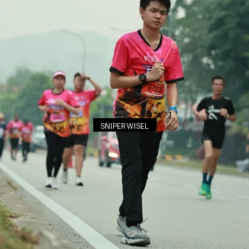 Runner Photo 7046941