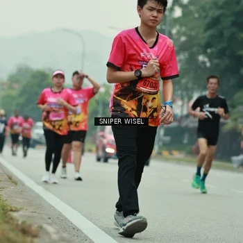 Runner Photo 7046944
