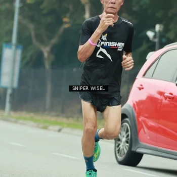 Runner Photo 7046949