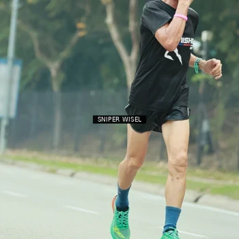 Runner Photo 7046952