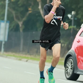 Runner Photo 7046958