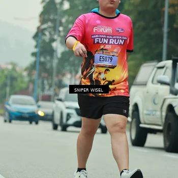 Runner Photo 7046976