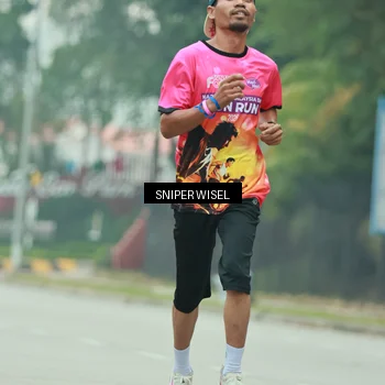 Runner Photo 7046977