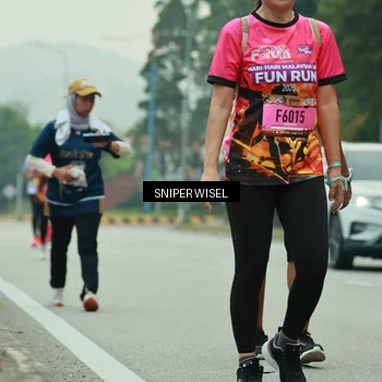 Runner Photo 7046991