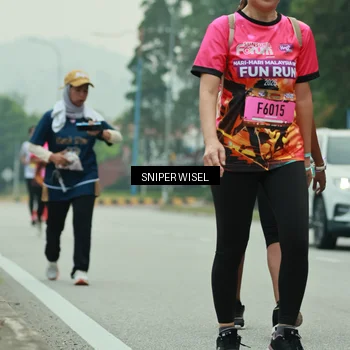 Runner Photo 7046993