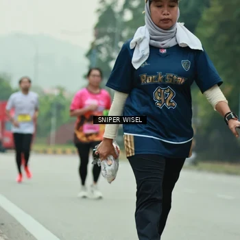 Runner Photo 7047008