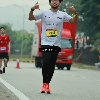 Runner Photo 7047016