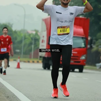 Runner Photo 7047022