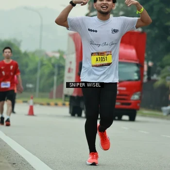Runner Photo 7047025