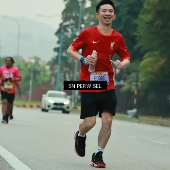Runner Photo 7047042