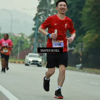 Runner Photo 7047043
