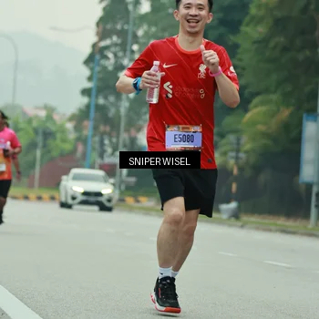 Runner Photo 7047055