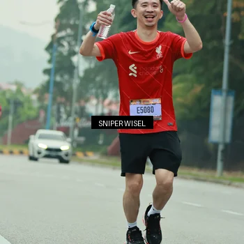 Runner Photo 7047057