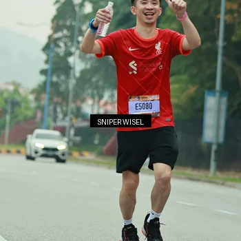 Runner Photo 7047059