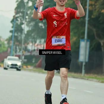 Runner Photo 7047062