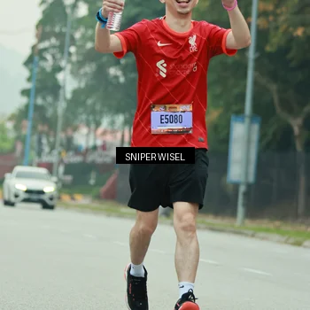 Runner Photo 7047065