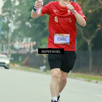 Runner Photo 7047071