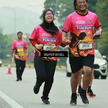 Runner Photo 7047081