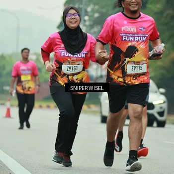 Runner Photo 7047083