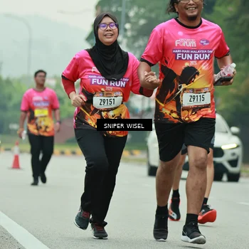 Runner Photo 7047087