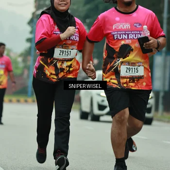 Runner Photo 7047097