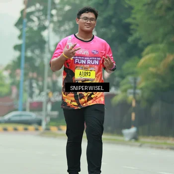 Runner Photo 7047104