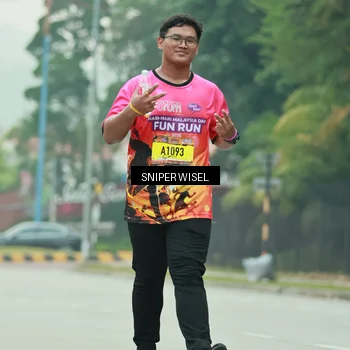 Runner Photo 7047105