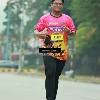 Runner Photo 7047116